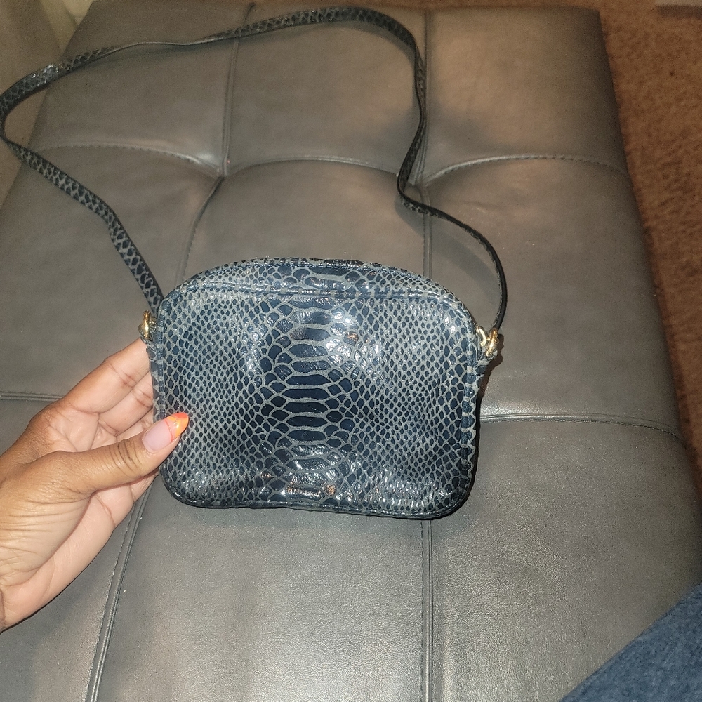 Mini Crossbody - Picture 2 of 4